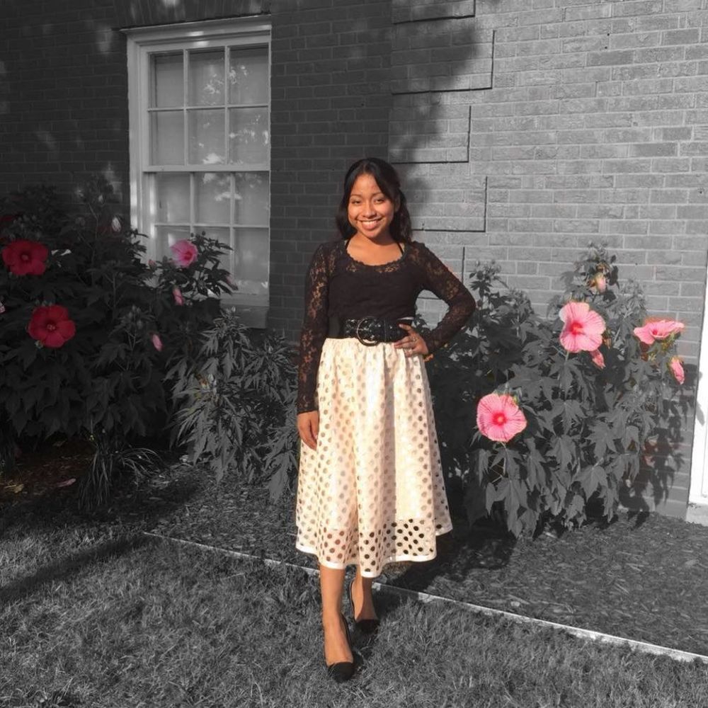 Meet your Posher, Leticia